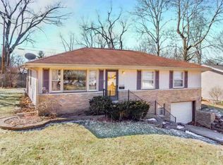 2520 W Huntington Dr, Peoria, IL
