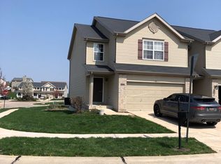 61 Country Field Ct, Lake Saint Louis, MO 63367