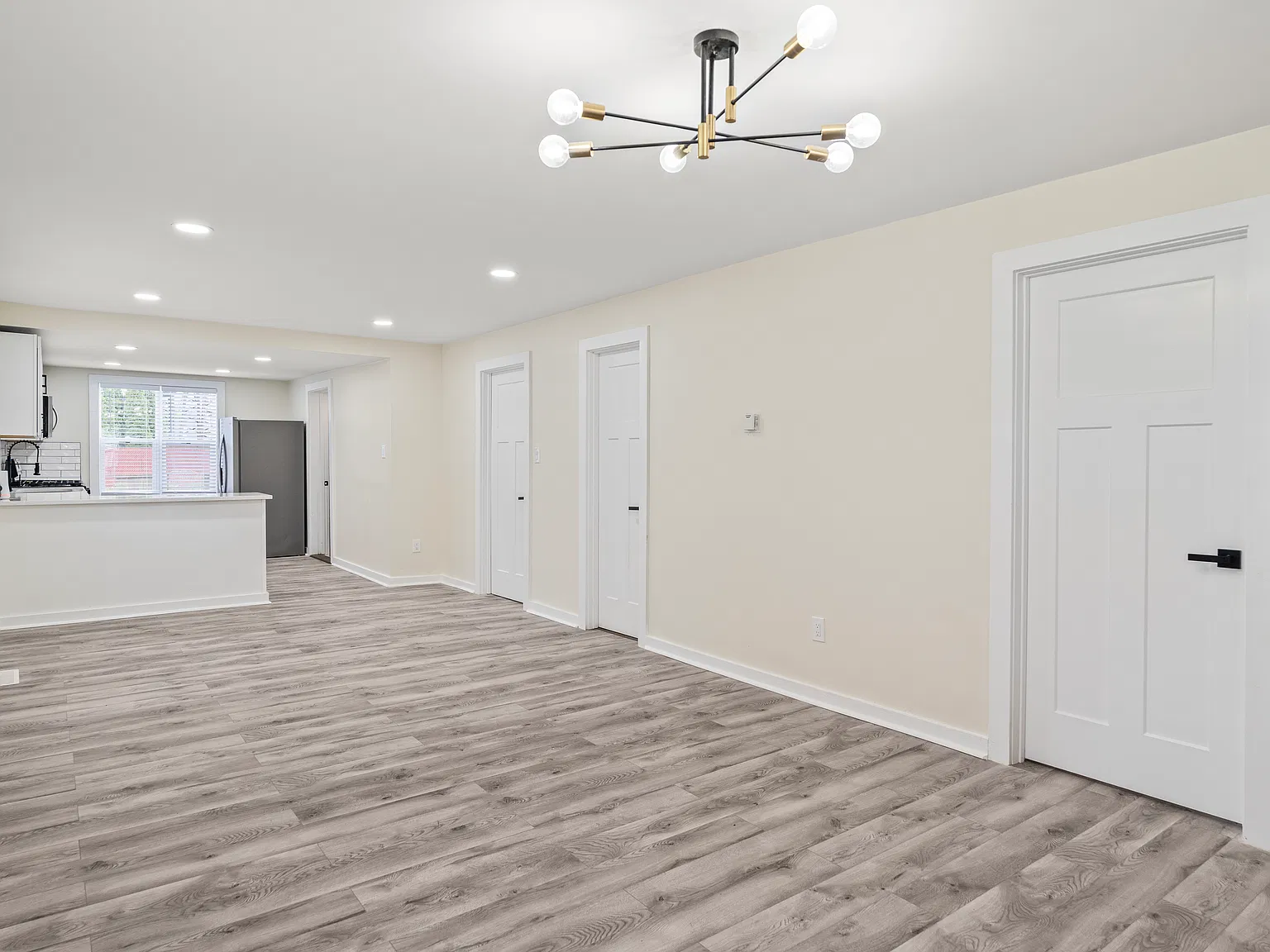2 bed, 792 sqft, $1,400 — Photo 4
