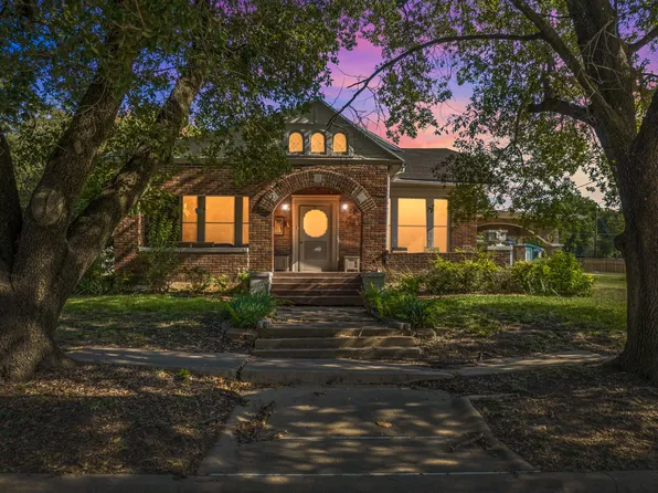 511 E Elm St, Hillsboro, TX 76645