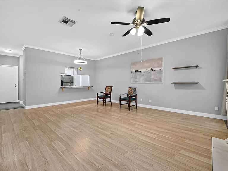 3780 Tanglewilde St #309 — Photo 5