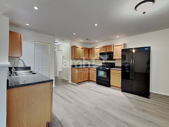 4th image of 4455 Westhill Pl SE