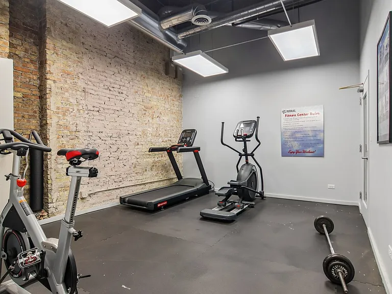 1528 S Wabash Ave #405 — Photo 16