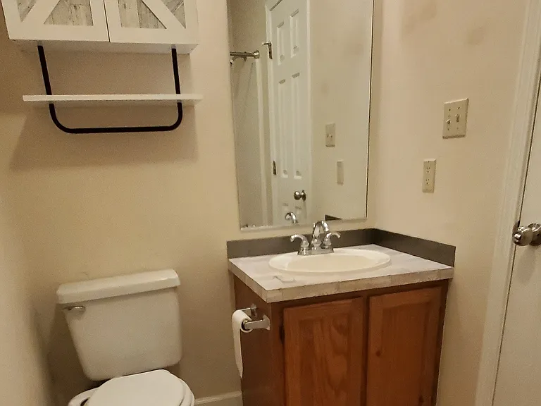 5918 King Charles Ct — Photo 18