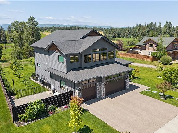 3rd image of 159 W Swift Creek Way
