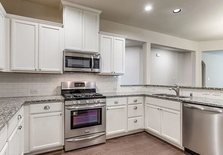 9905 Beaver Dam Ln — Photo 5