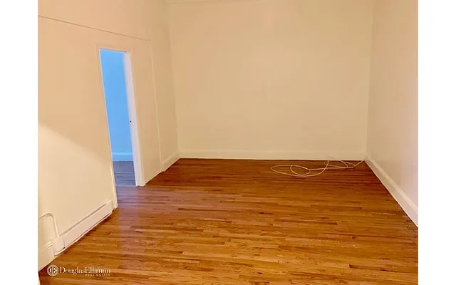 Rented by Douglas Elliman | media 7