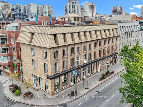 10 Clarence St #5, Ottawa, ON K1N 5P3