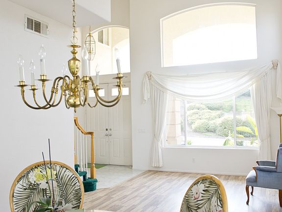 3rd image of 75 Corte Madera