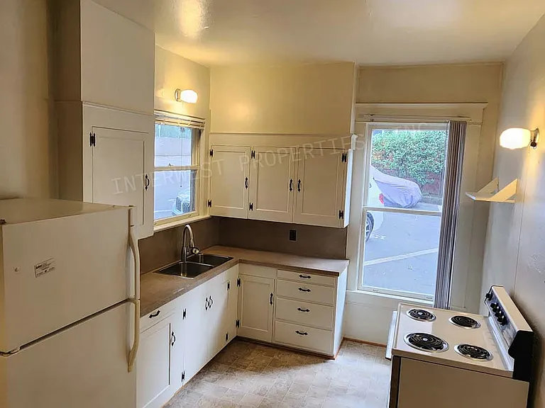 2156 NW Davis St #1 — Photo 23