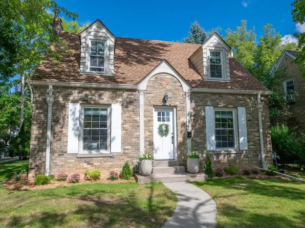1946 Ludington AVENUE, Wauwatosa, WI 53226