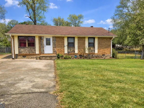 9004 Cornell Dr, Jonesboro, GA 30238