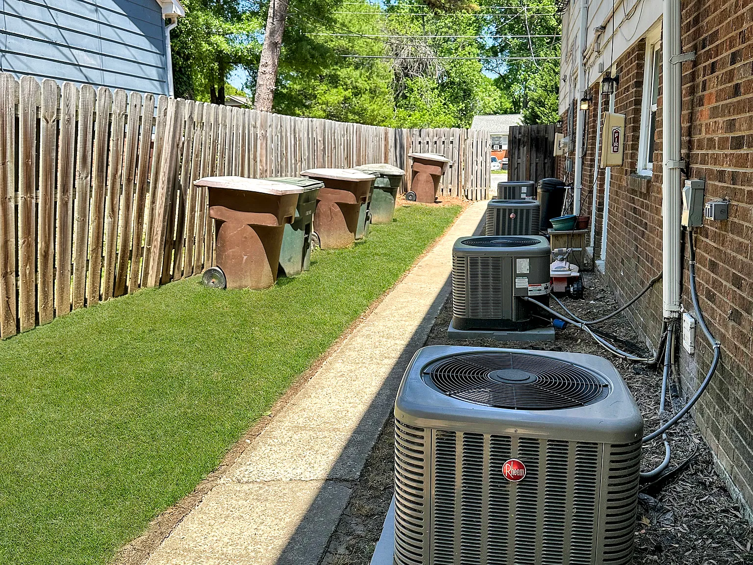 2 bed, $1,050 — Photo 3