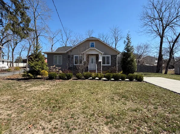 1025 Lakewood Rd, Toms River, NJ 08753