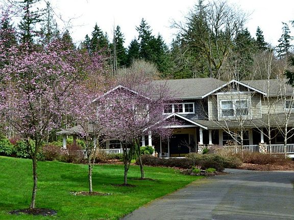 2nd image of 1206 216th Ave NE