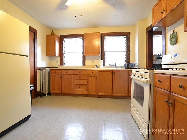 45 Champney St #1 — Photo 7