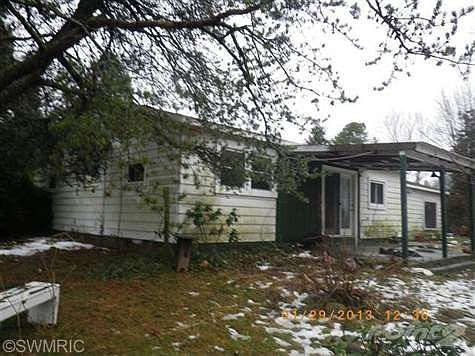 2nd image of 60908 County Road 380