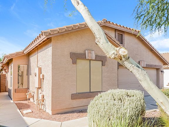 3rd image of 15907 W Carmen Dr