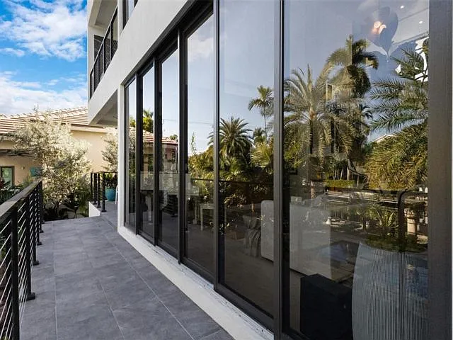 823 Ponce De Leon Dr — Photo 19