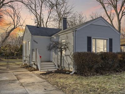 27033 Alger Blvd, Madison Heights, MI, 48071