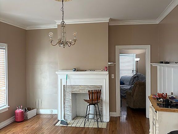 4th image of 3819 Kanawha Ave SE