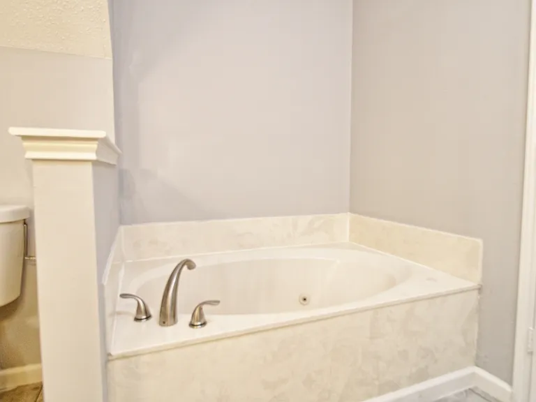 6418 Wildhaven Dr — Photo 20