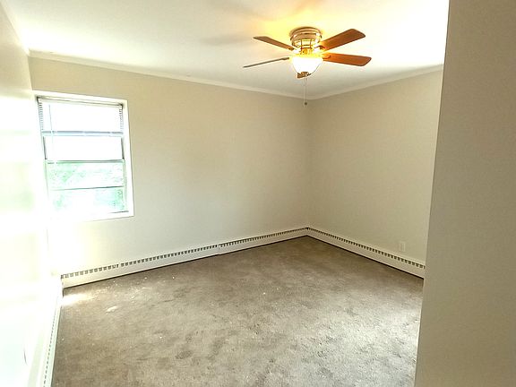 2nd image of 235 Exeter Pl APT 104