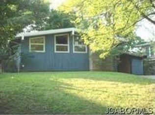 702 Ewing Dr, Jefferson City, MO 65101