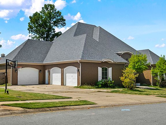 2nd image of 603 Sedgefield Dr