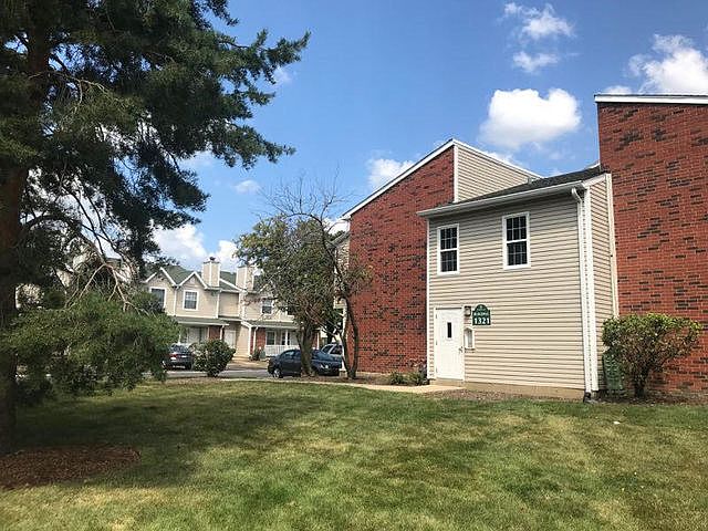 1st image of 1321 E Wyndham Cir APT 201