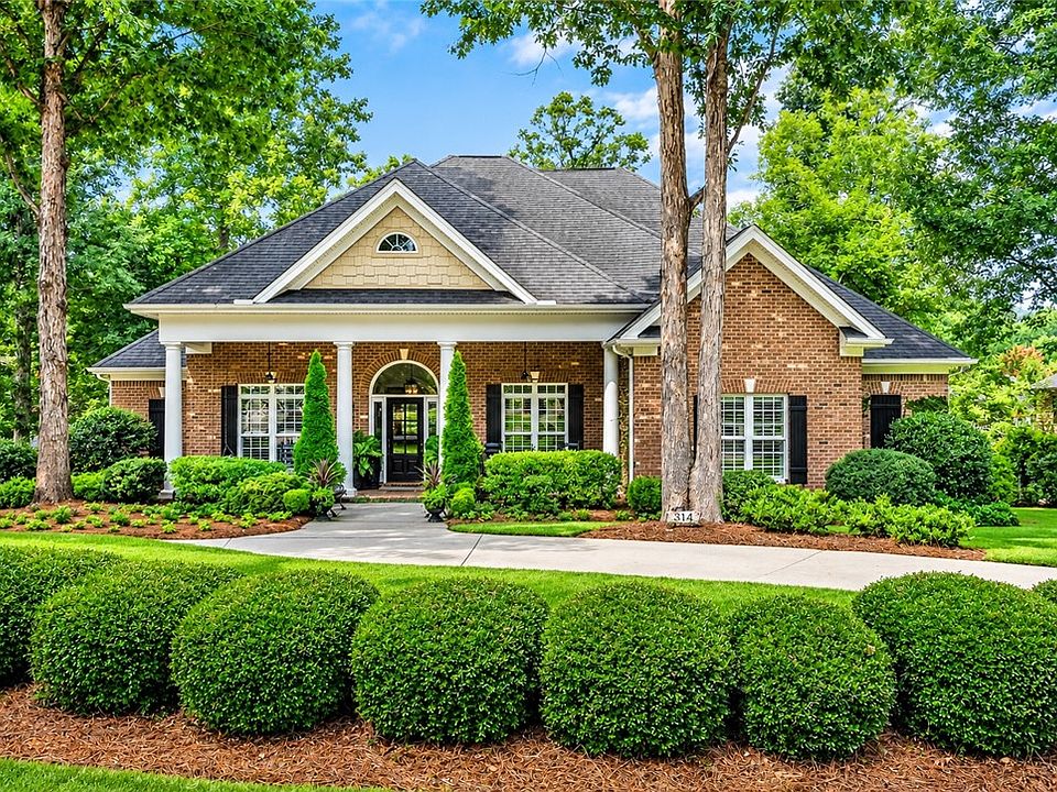 1st image of 314 Avenue Of Oaks