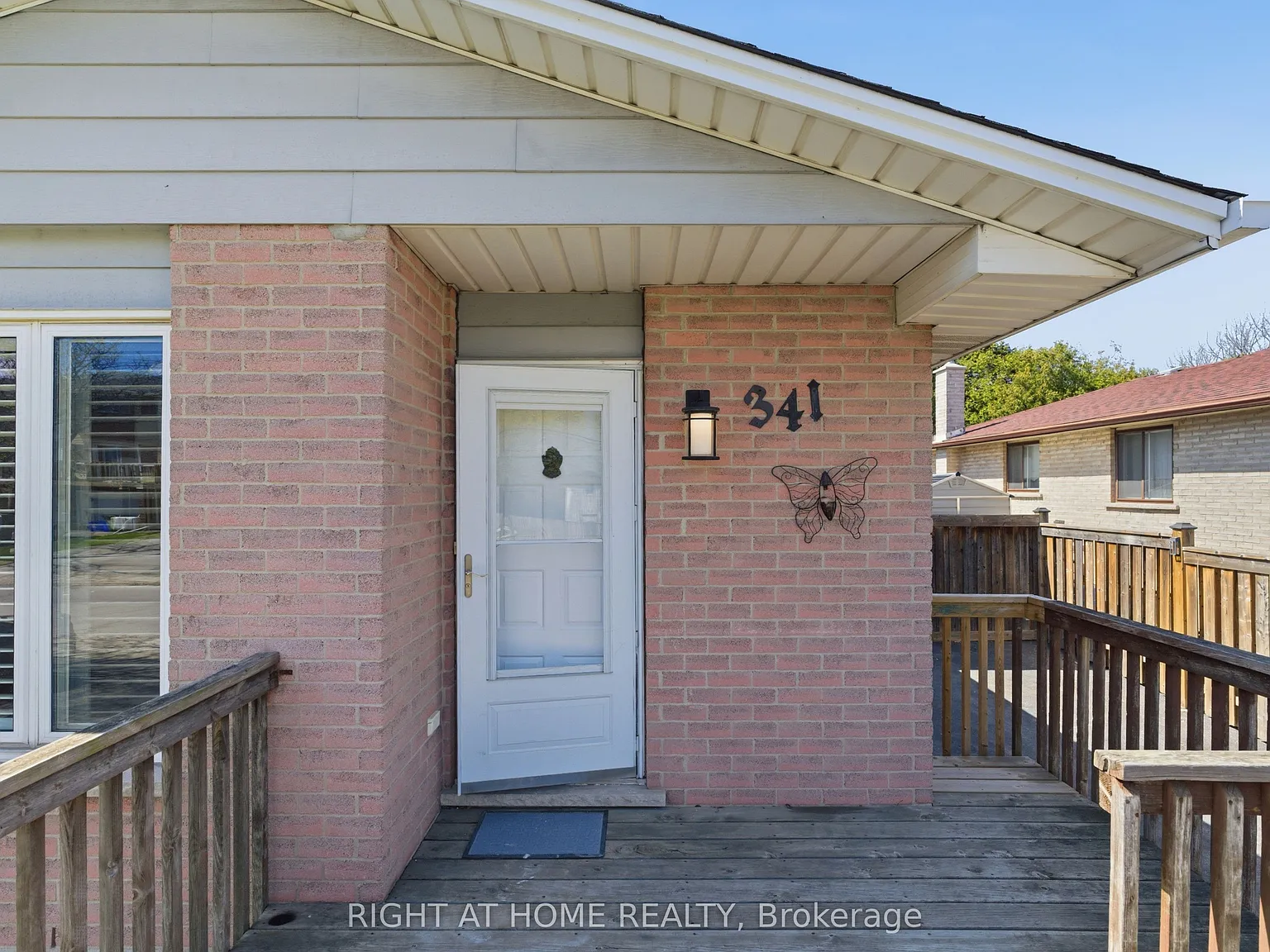 3 bed, $2,400 — Photo 3