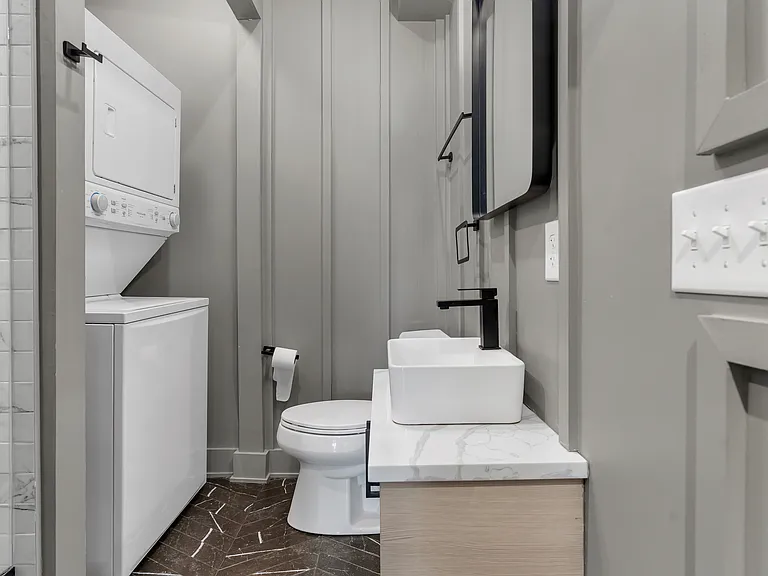 182 Waterman St #2D — Photo 20