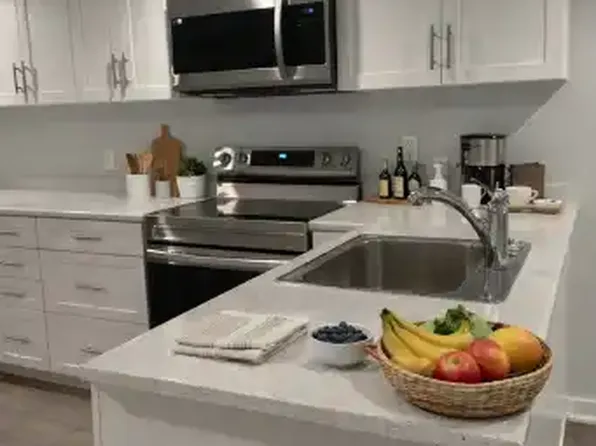 75 Angeline St S, Kawartha Lakes, ON