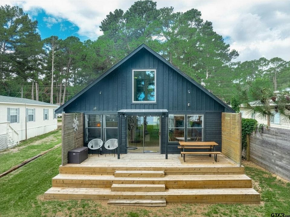 1st image of 4737 Sunrise Dr