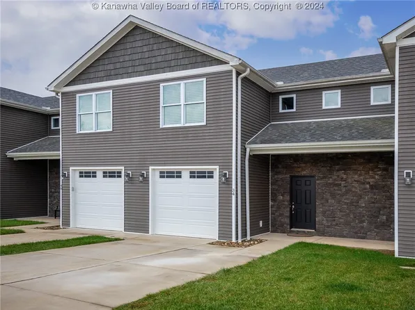 34 Residence Dr, Winfield, WV 25213