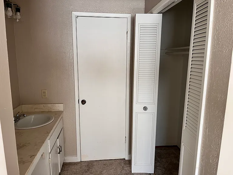 651 Aztec Ct — Photo 12