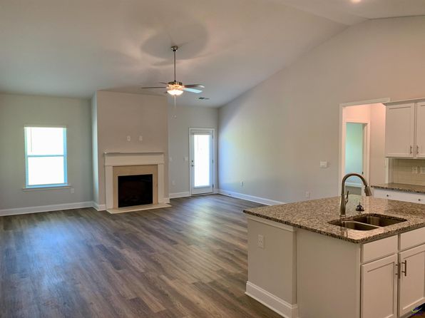 1146 Barrington Place Way, Macon, GA 31220
