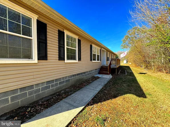 1687 Fords Corner Rd, Hartly, DE 19953