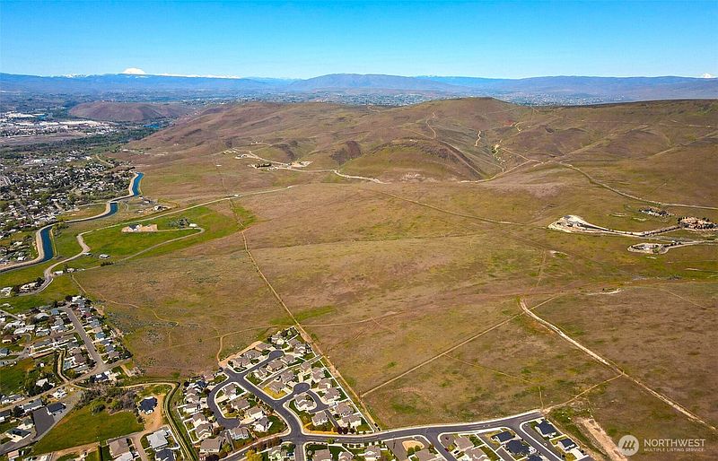 4th image of 351 Kristi Lane