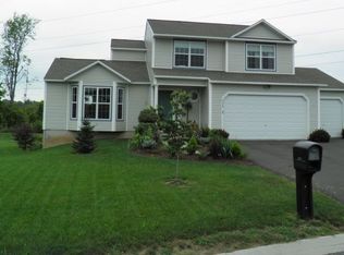 8048 Joss Farm Way, Cicero, NY 13039