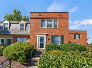 1300 S Cleveland St APT 363, Arlington, VA 22204