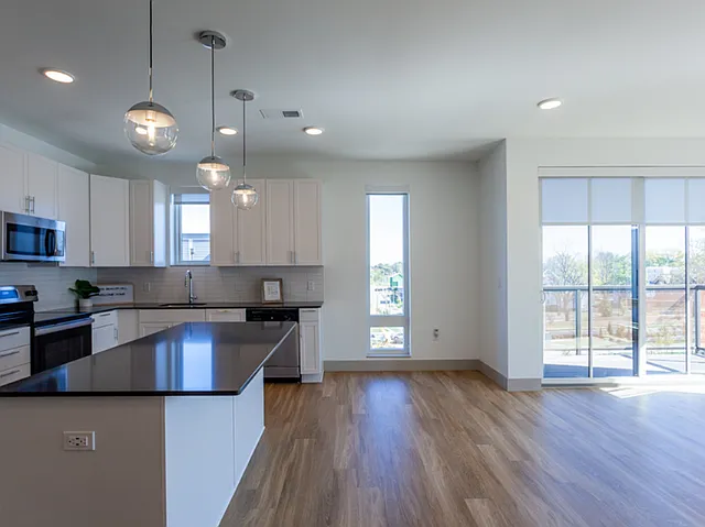 B7 Kitchen