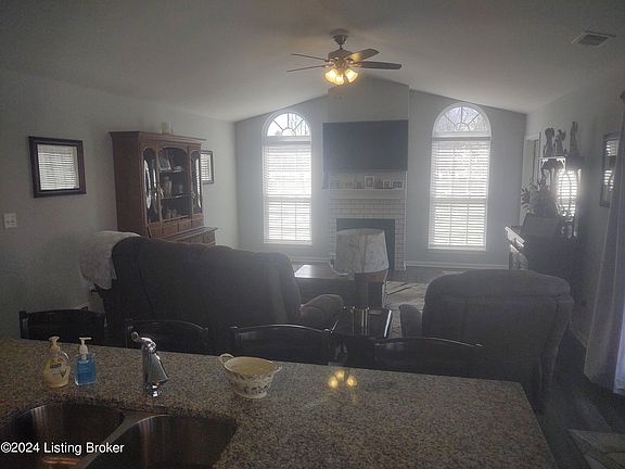 4th image of 5232 Valkyrie Way