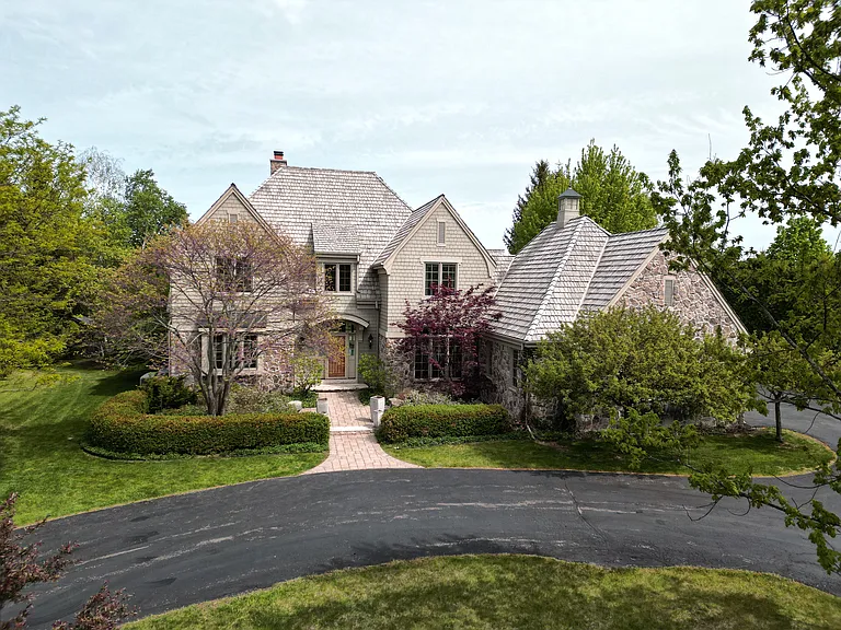 11560 N Canterbury Dr — Photo 3