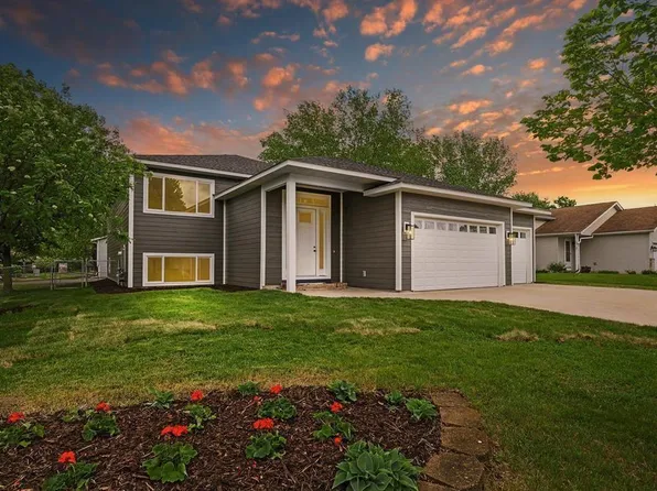 7473 96th St S, Cottage Grove, MN 55016
