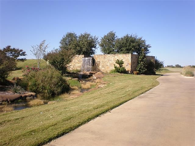 1st image of 303 Roaring Fork Cir