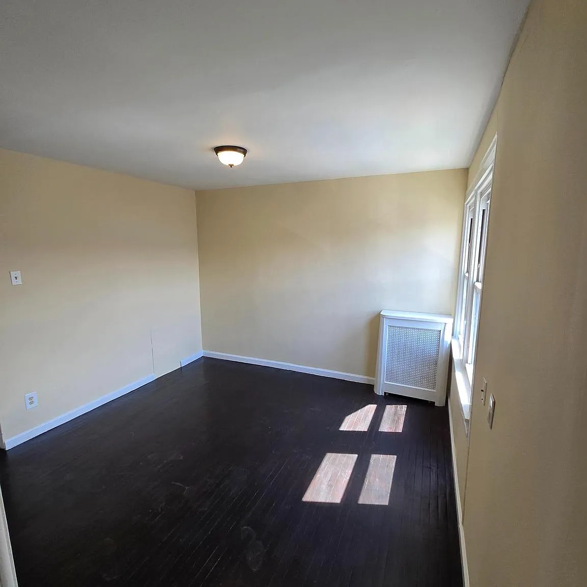 2 bed, 936 sqft, $1,550 — Photo 3