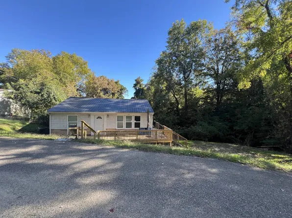 122 Pine St, Huntington, WV 25705