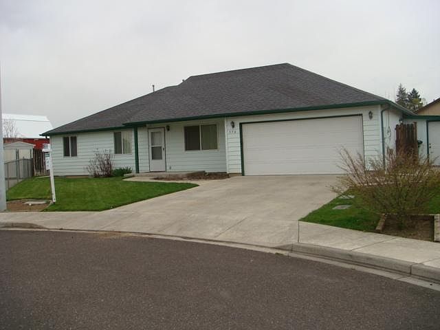 1st image of 356 NE Kingwood Pl